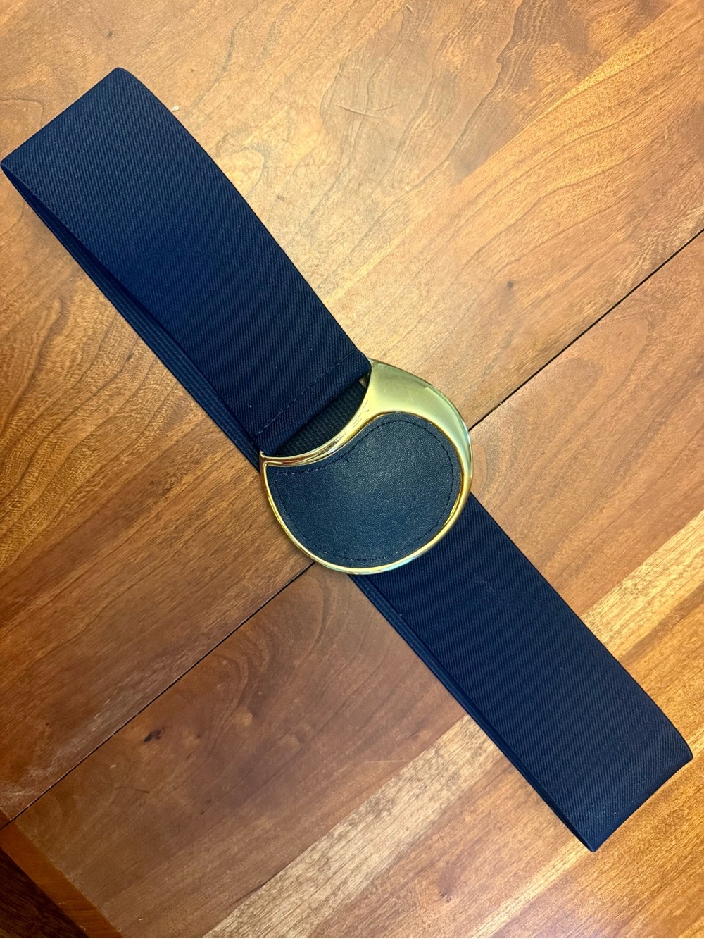 Navy Elastic Statement Belt with Gold Accent Buckle 1980s Vintage S